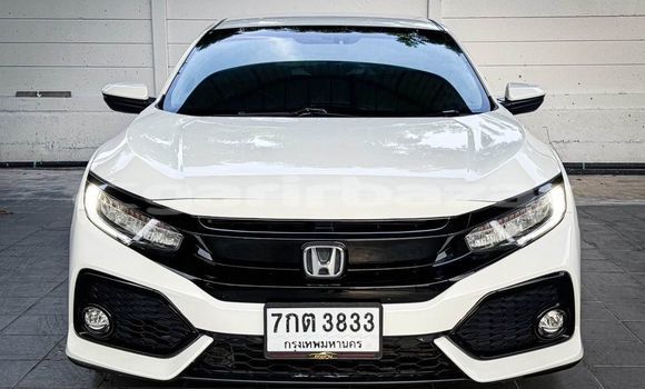 ซื้อ รถมือสอง Honda Civic ขาว รถยนต์ ใน %{เมือง} ใน กรุงเทพมหานคร