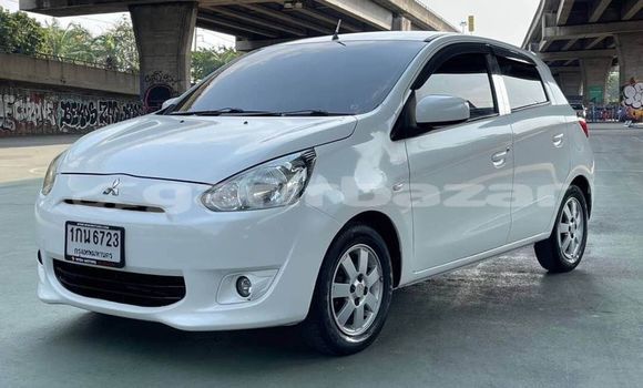 ซื้อ รถมือสอง Mitsubishi Mirage ขาว รถยนต์ ใน %{เมือง} ใน กรุงเทพมหานคร