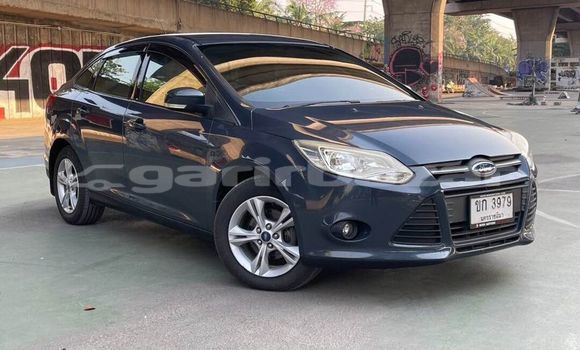 ซื้อ รถมือสอง Ford Focus สีดำ รถยนต์ ใน %{เมือง} ใน กรุงเทพมหานคร