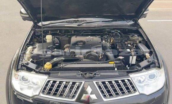 ซื้อ รถมือสอง Mitsubishi Pajero สีดำ รถยนต์ ใน %{เมือง} ใน กรุงเทพมหานคร ซื้อ รถมือสอง Mitsubishi Pajero สีดำ รถยนต์ ใน %{เมือง} ใน กรุงเทพมหานคร