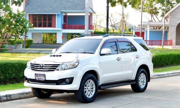 ซื้อ รถมือสอง Toyota Fortuner ขาว รถยนต์ ใน %{เมือง} ใน กรุงเทพมหานคร ซื้อ รถมือสอง Toyota Fortuner ขาว รถยนต์ ใน %{เมือง} ใน กรุงเทพมหานคร