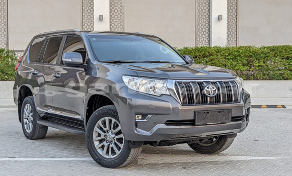 Buy Used Toyota Land Cruiser Prado Black Car in Bangkok in Bangkok