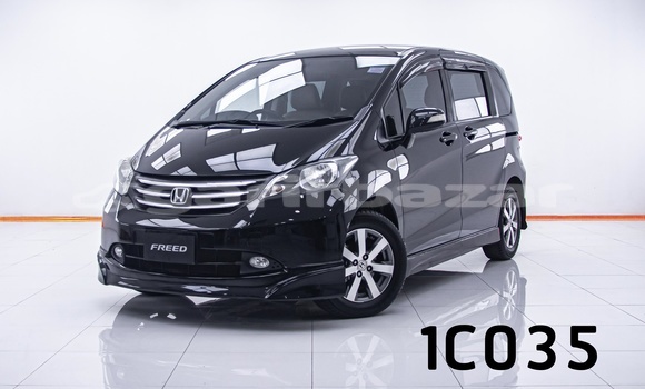 ซื้อ รถมือสอง Honda Freed สีดำ รถยนต์ ใน %{เมือง} ใน กรุงเทพมหานคร