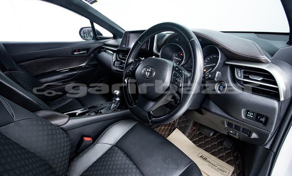 Buy Used Toyota C-HR Other Car in Bangkok in Bangkok Buy Used Toyota C-HR Other Car in Bangkok in Bangkok
