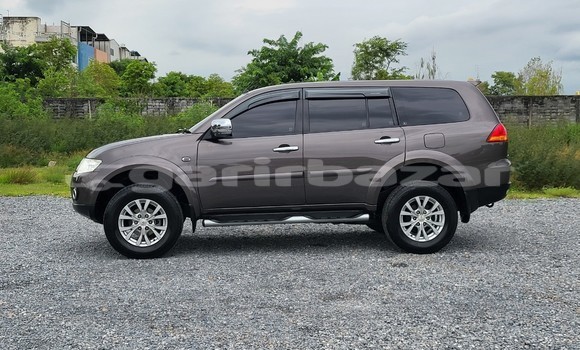 ซื้อ รถมือสอง Mitsubishi Pajero สีน้ำตาล รถยนต์ ใน %{เมือง} ใน กรุงเทพมหานคร ซื้อ รถมือสอง Mitsubishi Pajero สีน้ำตาล รถยนต์ ใน %{เมือง} ใน กรุงเทพมหานคร