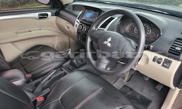 ซื้อ รถมือสอง Mitsubishi Pajero สีน้ำตาล รถยนต์ ใน %{เมือง} ใน กรุงเทพมหานคร ซื้อ รถมือสอง Mitsubishi Pajero สีน้ำตาล รถยนต์ ใน %{เมือง} ใน กรุงเทพมหานคร