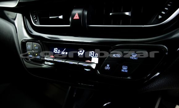 ซื้อ รถมือสอง Toyota C-HR เขียว รถยนต์ ใน %{เมือง} ใน กรุงเทพมหานคร ซื้อ รถมือสอง Toyota C-HR เขียว รถยนต์ ใน %{เมือง} ใน กรุงเทพมหานคร