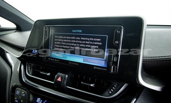 ซื้อ รถมือสอง Toyota C-HR เขียว รถยนต์ ใน %{เมือง} ใน กรุงเทพมหานคร ซื้อ รถมือสอง Toyota C-HR เขียว รถยนต์ ใน %{เมือง} ใน กรุงเทพมหานคร