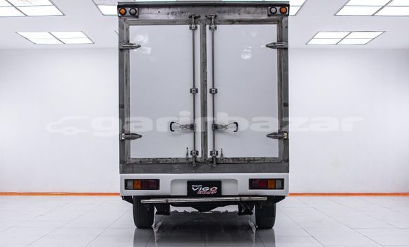 Buy Used Toyota Hiluxe VIGO White Car in Bangkok in Bangkok Buy Used Toyota Hiluxe VIGO White Car in Bangkok in Bangkok