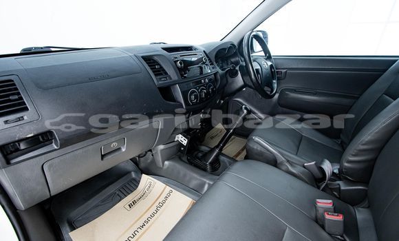 Buy Used Toyota Hiluxe VIGO White Car in Bangkok in Bangkok Buy Used Toyota Hiluxe VIGO White Car in Bangkok in Bangkok