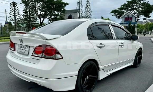 ซื้อ รถมือสอง Honda Civic ขาว รถยนต์ ใน %{เมือง} ใน จันทบุรี ซื้อ รถมือสอง Honda Civic ขาว รถยนต์ ใน %{เมือง} ใน จันทบุรี