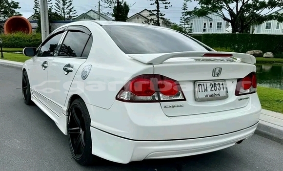 ซื้อ รถมือสอง Honda Civic ขาว รถยนต์ ใน %{เมือง} ใน จันทบุรี ซื้อ รถมือสอง Honda Civic ขาว รถยนต์ ใน %{เมือง} ใน จันทบุรี