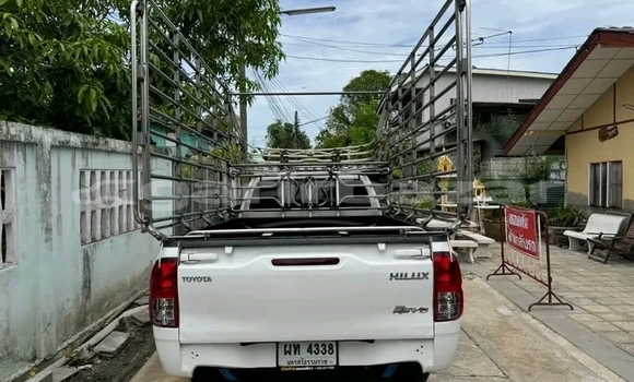 Buy Used Toyota Hilux White Car in Krabi in Krabi Buy Used Toyota Hilux White Car in Krabi in Krabi