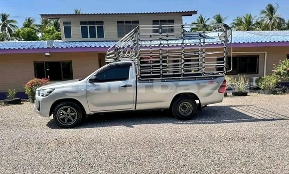 Buy Used Toyota Hilux Other Car in Khlung in Chanthaburi Buy Used Toyota Hilux Other Car in Khlung in Chanthaburi