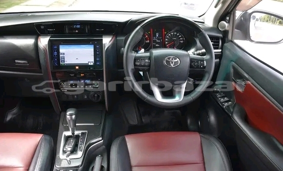 Buy Used Toyota Fortuner White Car in Chanthaburi in Chanthaburi Buy Used Toyota Fortuner White Car in Chanthaburi in Chanthaburi