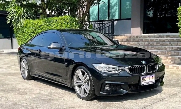 ซื้อ รถมือสอง BMW 4-Series สีดำ รถยนต์ ใน %{เมือง} ใน กาญจนบุรี ซื้อ รถมือสอง BMW 4-Series สีดำ รถยนต์ ใน %{เมือง} ใน กาญจนบุรี