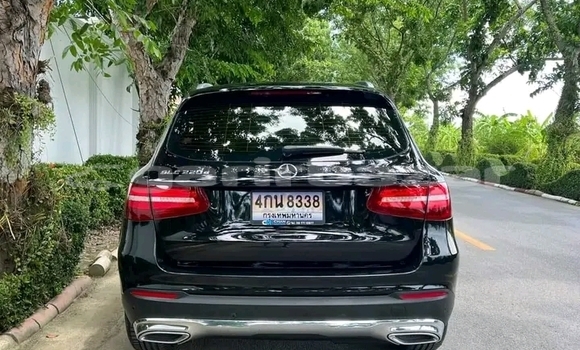 Buy Used Mercedes‒Benz E–Class Black Car in Chai Nat in Chai Nat