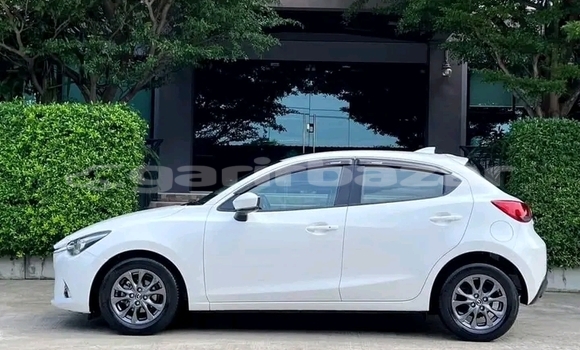 ซื้อ รถมือสอง Mazda 326 ขาว รถยนต์ ใน %{เมือง} ใน ขอนแก่น