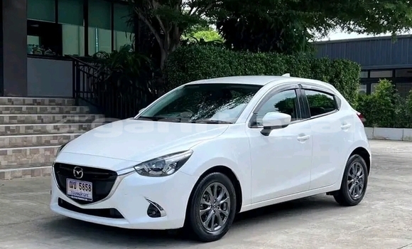 ซื้อ รถมือสอง Mazda 326 ขาว รถยนต์ ใน %{เมือง} ใน ขอนแก่น ซื้อ รถมือสอง Mazda 326 ขาว รถยนต์ ใน %{เมือง} ใน ขอนแก่น