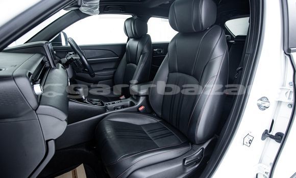 Buy Used Honda HR-V White Car in Bangkok in Bangkok Buy Used Honda HR-V White Car in Bangkok in Bangkok