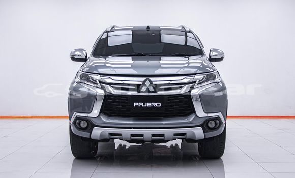 Buy Used Mitsubishi Pajero Other Car in Bangkok in Bangkok Buy Used Mitsubishi Pajero Other Car in Bangkok in Bangkok
