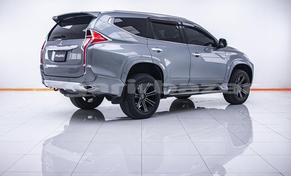 Buy Used Mitsubishi Pajero Other Car in Bangkok in Bangkok Buy Used Mitsubishi Pajero Other Car in Bangkok in Bangkok