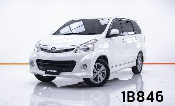 ซื้อ รถมือสอง Toyota Avanza ขาว รถยนต์ ใน %{เมือง} ใน กรุงเทพมหานคร