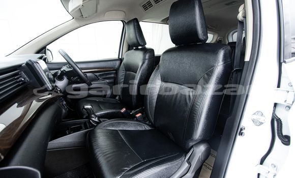 ซื้อ รถมือสอง Suzuki Ertiga ขาว รถยนต์ ใน %{เมือง} ใน กรุงเทพมหานคร ซื้อ รถมือสอง Suzuki Ertiga ขาว รถยนต์ ใน %{เมือง} ใน กรุงเทพมหานคร