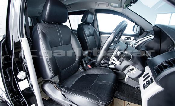 ซื้อ รถมือสอง Mitsubishi Pajero สีดำ รถยนต์ ใน %{เมือง} ใน กรุงเทพมหานคร ซื้อ รถมือสอง Mitsubishi Pajero สีดำ รถยนต์ ใน %{เมือง} ใน กรุงเทพมหานคร