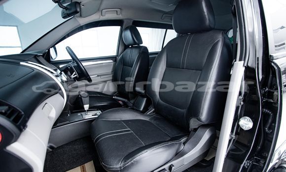 ซื้อ รถมือสอง Mitsubishi Pajero สีดำ รถยนต์ ใน %{เมือง} ใน กรุงเทพมหานคร ซื้อ รถมือสอง Mitsubishi Pajero สีดำ รถยนต์ ใน %{เมือง} ใน กรุงเทพมหานคร