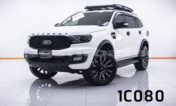 Buy Used Ford Everest White Car in Bangkok in Bangkok Buy Used Ford Everest White Car in Bangkok in Bangkok