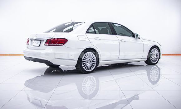 Buy Used Mercedes-Benz E-Classe White Car in Bangkok in Bangkok Buy Used Mercedes-Benz E-Classe White Car in Bangkok in Bangkok