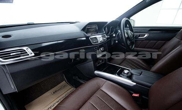 Buy Used Mercedes-Benz E-Classe White Car in Bangkok in Bangkok Buy Used Mercedes-Benz E-Classe White Car in Bangkok in Bangkok