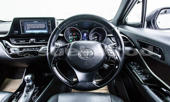 ซื้อ รถมือสอง Toyota C-HR อื่น ๆ รถยนต์ ใน %{เมือง} ใน กรุงเทพมหานคร ซื้อ รถมือสอง Toyota C-HR อื่น ๆ รถยนต์ ใน %{เมือง} ใน กรุงเทพมหานคร