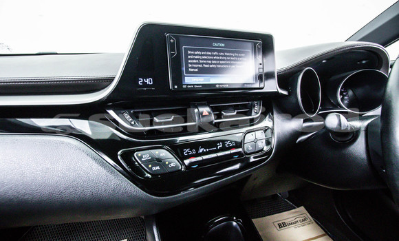 ซื้อ รถมือสอง Toyota C-HR อื่น ๆ รถยนต์ ใน %{เมือง} ใน กรุงเทพมหานคร ซื้อ รถมือสอง Toyota C-HR อื่น ๆ รถยนต์ ใน %{เมือง} ใน กรุงเทพมหานคร