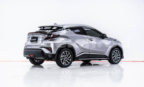 ซื้อ รถมือสอง Toyota C-HR อื่น ๆ รถยนต์ ใน %{เมือง} ใน กรุงเทพมหานคร ซื้อ รถมือสอง Toyota C-HR อื่น ๆ รถยนต์ ใน %{เมือง} ใน กรุงเทพมหานคร
