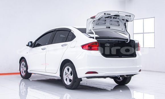 Buy Used Honda City White Car in Bangkok in Bangkok Buy Used Honda City White Car in Bangkok in Bangkok