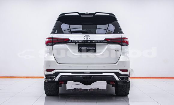 ซื้อ รถมือสอง Toyota Fortuner ขาว รถยนต์ ใน %{เมือง} ใน กรุงเทพมหานคร ซื้อ รถมือสอง Toyota Fortuner ขาว รถยนต์ ใน %{เมือง} ใน กรุงเทพมหานคร