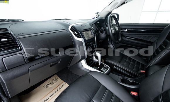 ซื้อ รถมือสอง Isuzu MU-X สีดำ รถยนต์ ใน %{เมือง} ใน กรุงเทพมหานคร ซื้อ รถมือสอง Isuzu MU-X สีดำ รถยนต์ ใน %{เมือง} ใน กรุงเทพมหานคร