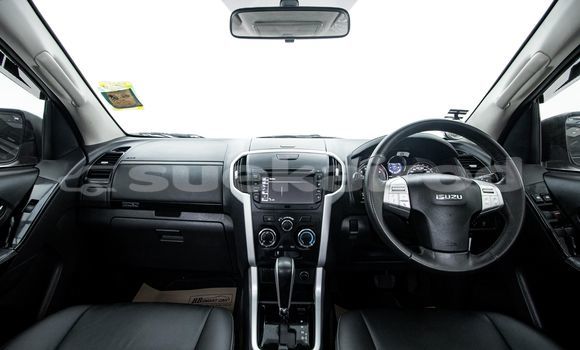 ซื้อ รถมือสอง Isuzu MU-X สีดำ รถยนต์ ใน %{เมือง} ใน กรุงเทพมหานคร ซื้อ รถมือสอง Isuzu MU-X สีดำ รถยนต์ ใน %{เมือง} ใน กรุงเทพมหานคร