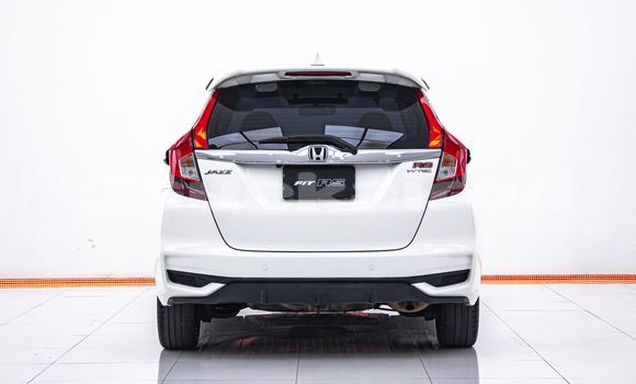 Buy Used Honda Jazz White Car in Bangkok in Bangkok Buy Used Honda Jazz White Car in Bangkok in Bangkok