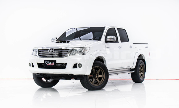 Buy Used Toyota Hiluxe VIGO White Car in Bangkok in Bangkok Buy Used Toyota Hiluxe VIGO White Car in Bangkok in Bangkok