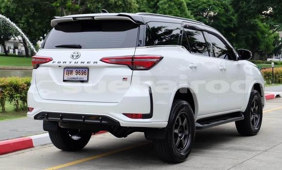 Buy Used Toyota Fortuner White Car in Bangkok in Bangkok Buy Used Toyota Fortuner White Car in Bangkok in Bangkok