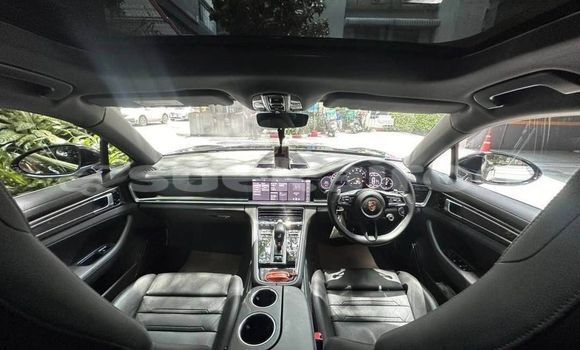 ซื้อ รถมือสอง Porsche Panamera สีดำ รถยนต์ ใน %{เมือง} ใน กรุงเทพมหานคร ซื้อ รถมือสอง Porsche Panamera สีดำ รถยนต์ ใน %{เมือง} ใน กรุงเทพมหานคร