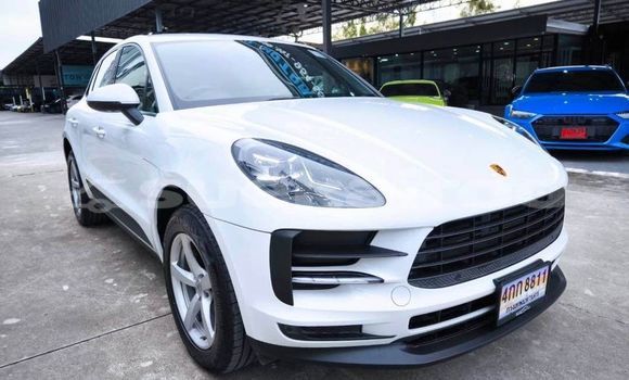 Buy Used Porsche Macan White Car in Bangkok in Bangkok Buy Used Porsche Macan White Car in Bangkok in Bangkok