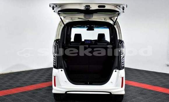 Buy Used Honda N-BOX White Car in Bangkok in Bangkok Buy Used Honda N-BOX White Car in Bangkok in Bangkok