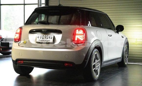 Buy Used Mini Cooper White Car in Bangkok in Bangkok Buy Used Mini Cooper White Car in Bangkok in Bangkok