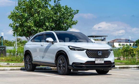 Buy Used Honda HR-V White Car in Bangkok in Bangkok Buy Used Honda HR-V White Car in Bangkok in Bangkok