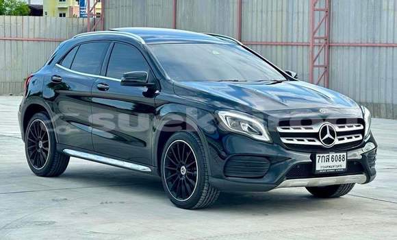 Buy Used Mercedes-Benz GLA-klasse Black Car in Bangkok in Bangkok