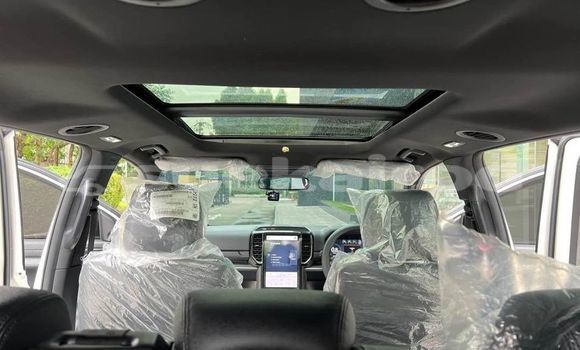 Buy Used Ford Everest White Car in Bangkok in Bangkok Buy Used Ford Everest White Car in Bangkok in Bangkok